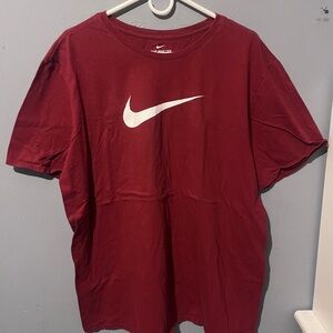 Nike Men’s Maroon Crew Neck Tee with White Swoosh